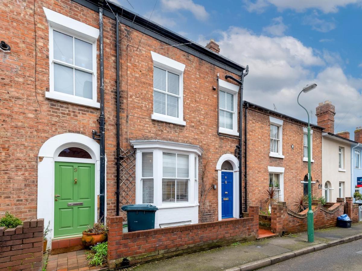 Pass The Keys 3 Storey Townhouse Shrewsbury Luaran gambar