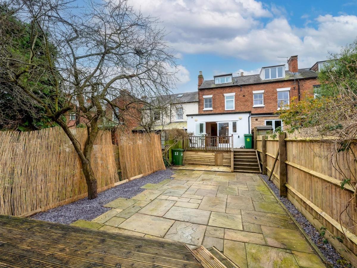 Pass The Keys 3 Storey Townhouse Shrewsbury Luaran gambar